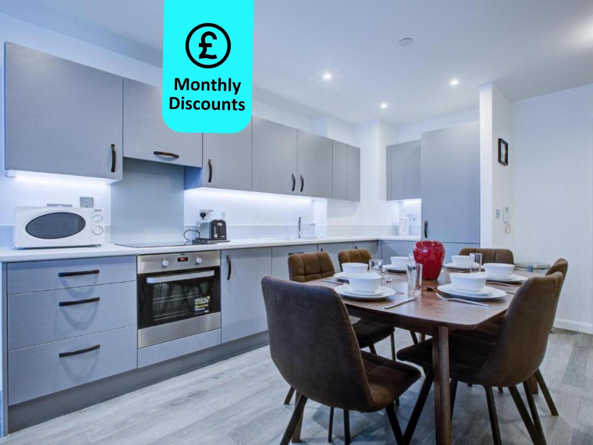 2 Bed 2 Bath Modern In East Acton * Londres